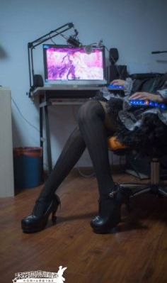 铃木一彻silk无删减在线观看_HD免费观看超清
